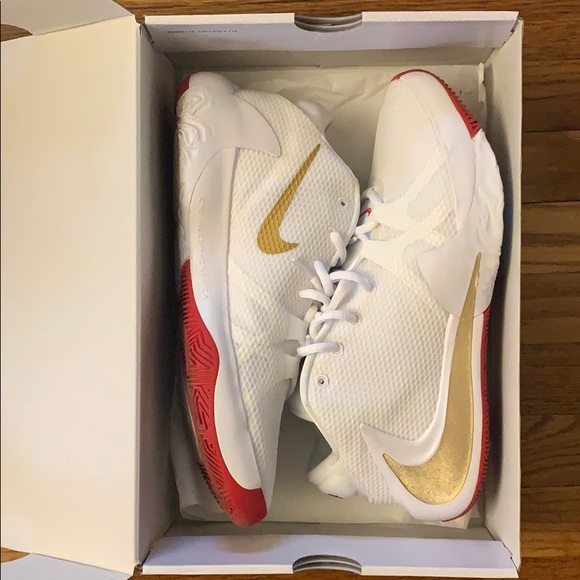 nike lebron 9 Beige